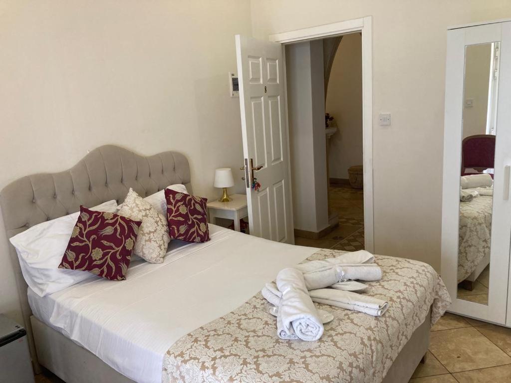 Lord'S Residence Boutique Hotel Kirenia Zewnętrze zdjęcie
