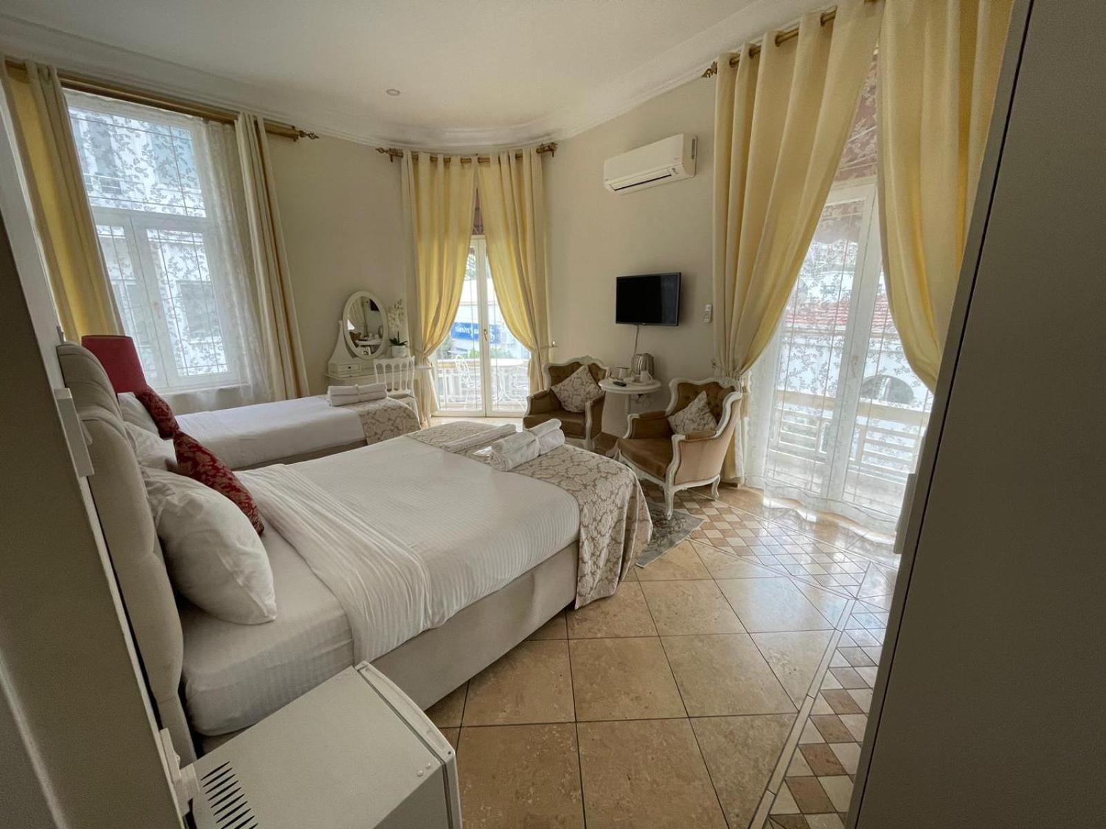 Lord'S Residence Boutique Hotel Kirenia Zewnętrze zdjęcie