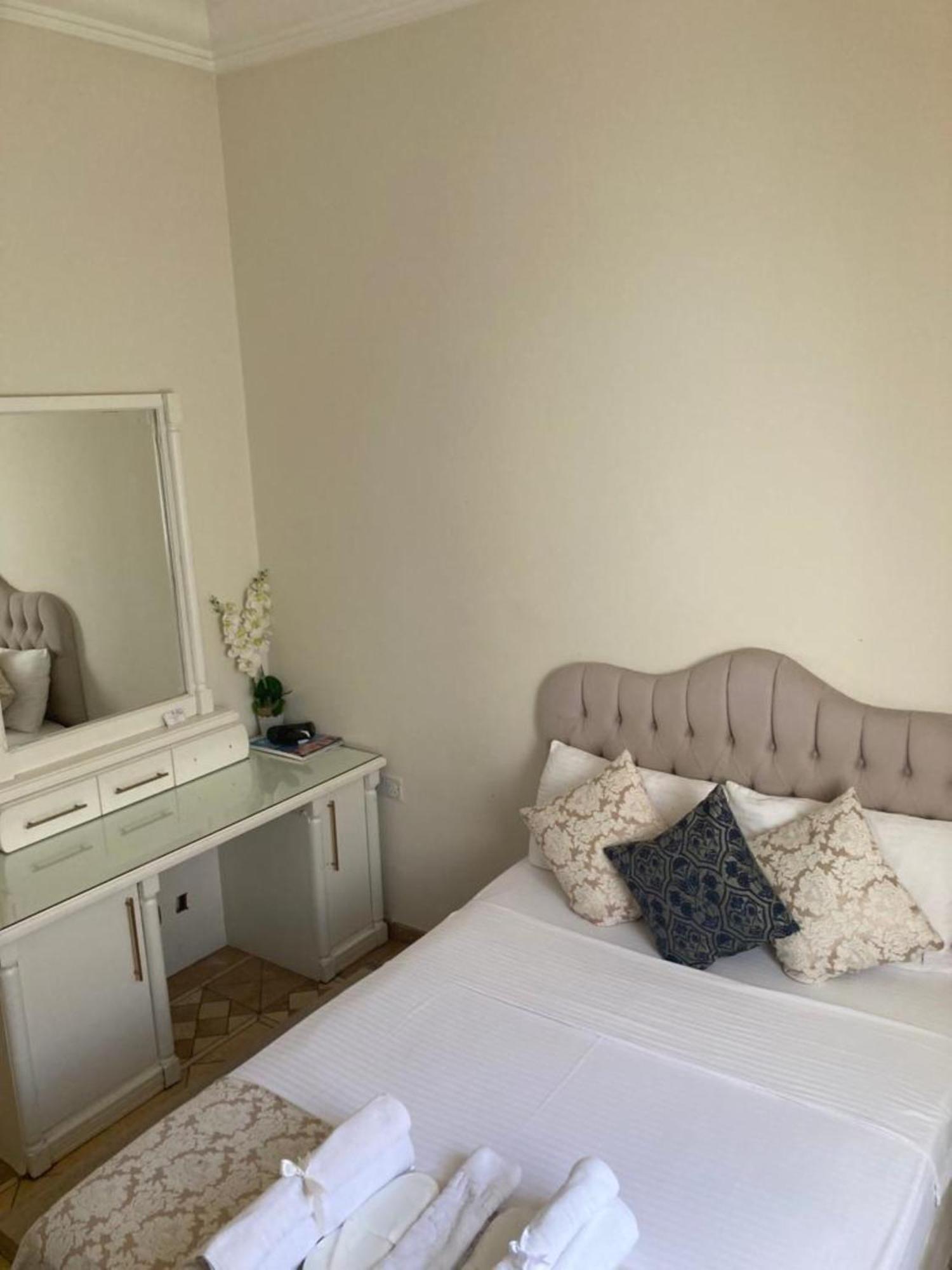 Lord'S Residence Boutique Hotel Kirenia Zewnętrze zdjęcie