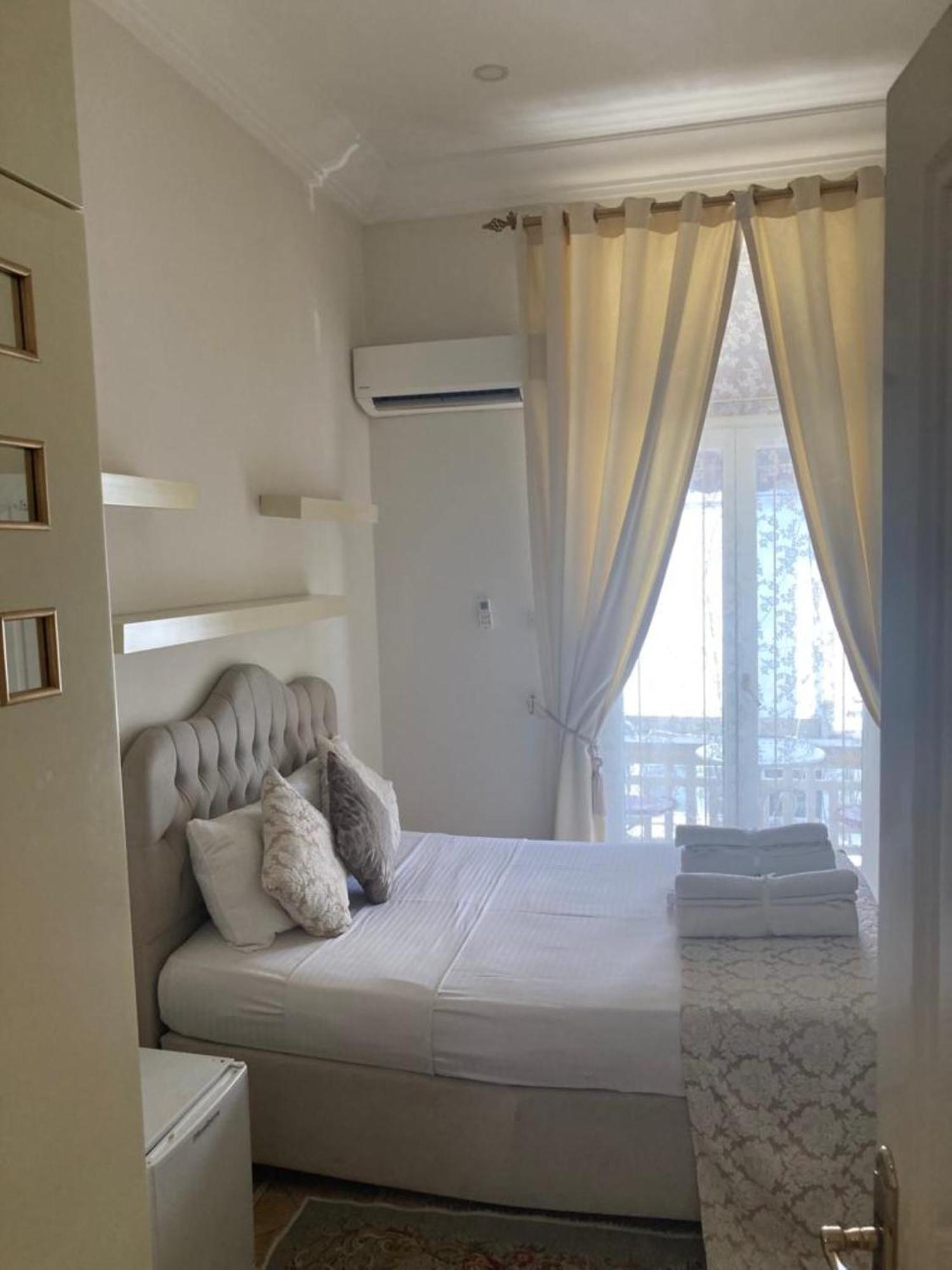 Lord'S Residence Boutique Hotel Kirenia Zewnętrze zdjęcie