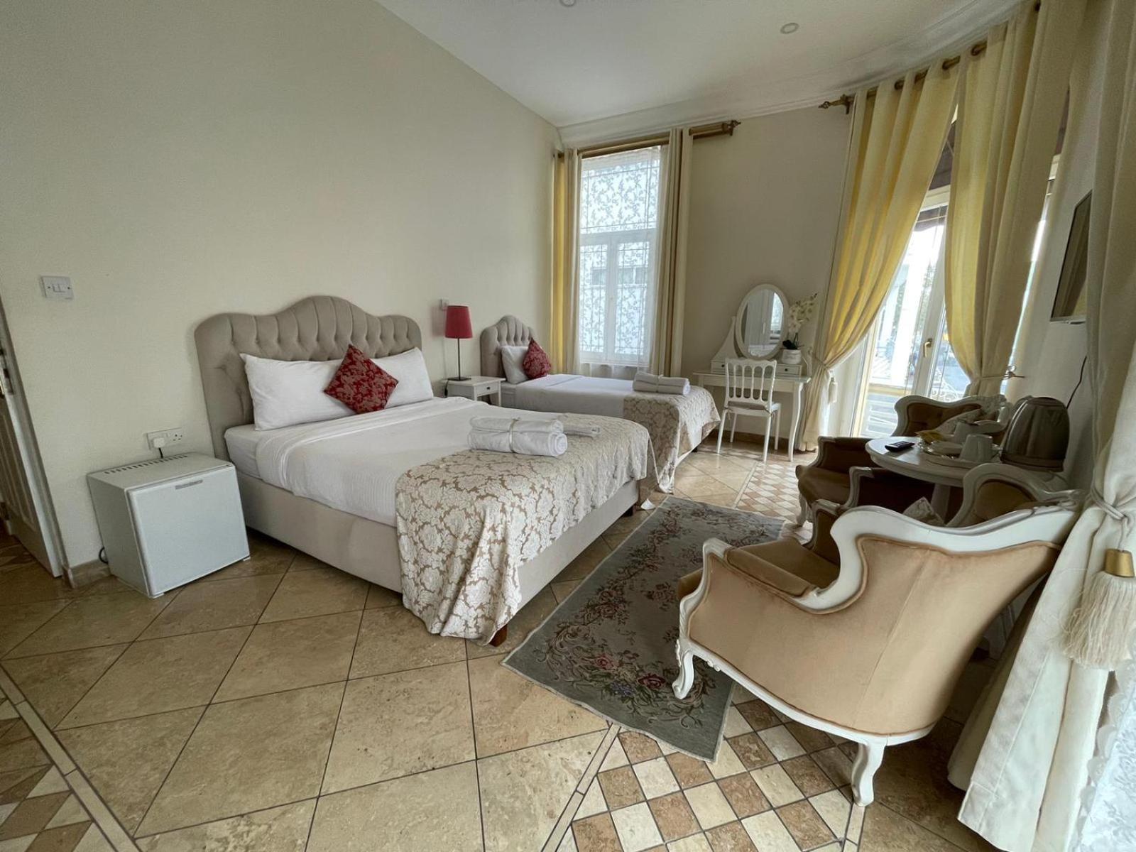 Lord'S Residence Boutique Hotel Kirenia Zewnętrze zdjęcie